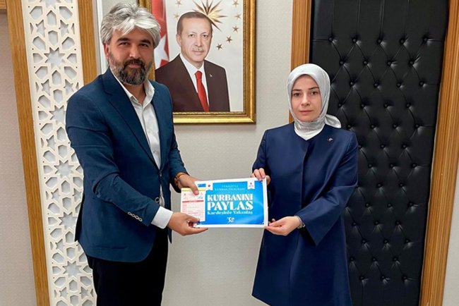 Yeşilyurt Kaymakamı Baytak, kurban vekaletini TDV'ye verdi