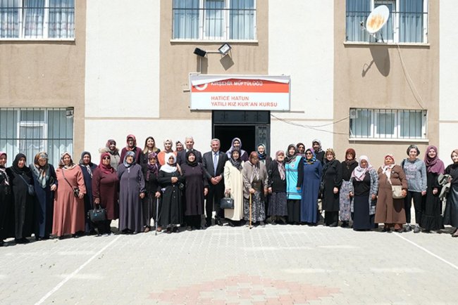 Kırşehir Müftülüğü şehit annelerini ağırladı