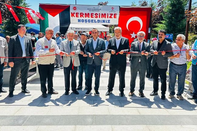 Besni'de Gazze için "Hayır Kermesi" düzenledi