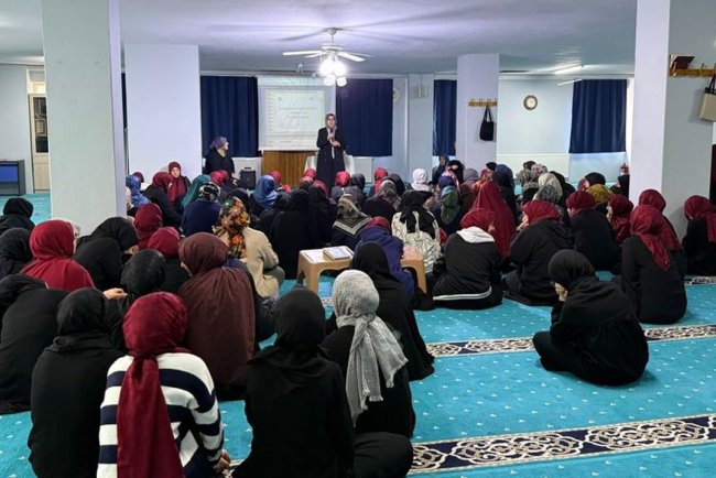 Bahçelievler'de "Aile İçi Sağlıklı İletişim" semineri