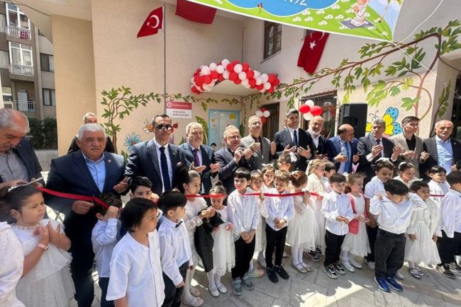 Ataşehir'de Tebessüm 4-6 Yaş Kur'an kursu dualarla açıldı