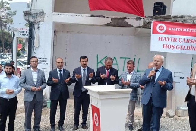 Kahta'da Hayır Çarşısı düzenledi