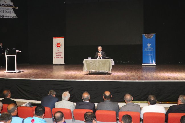 Prof. Dr. Karslı, Şanlıurfa'da din görevlileriyle buluştu
