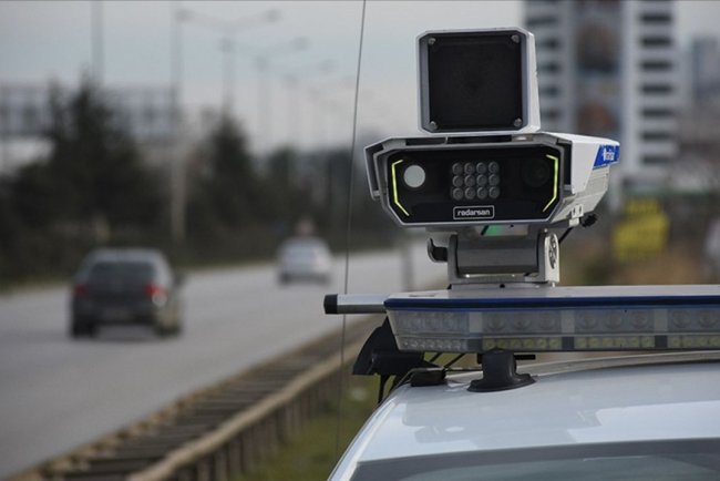 Otoyollarda yapay zeka destekli radar cihazları devrede