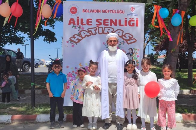 Bolvadin "Aile Şenliği"nde buluştu