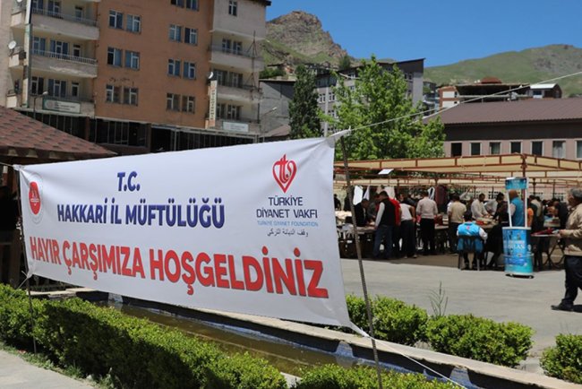 Hakkari Hacı Sait Camii'nin inşası için kermes kuruldu