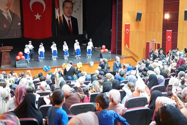 Kahta'da 4-6 yaş öğrencileri yıl sonu coşkusu yaşadı