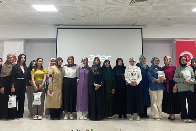 Zarafet Atölyesi mezunlarını verdi