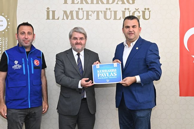 Süleymanpaşa Belediye Başkanı kurbanını TDV’ye emanet etti