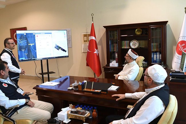 Başkan Erbaş, Mekke’de Hac Organizasyonu ekiplerini ziyaret etti