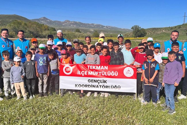 Tekman’da gençler piknikte buluştu