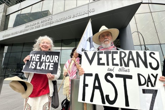 ABD'de barış yanlıları Gazzelilerle dayanışma için 40 günlük açlık eylemi başlattı