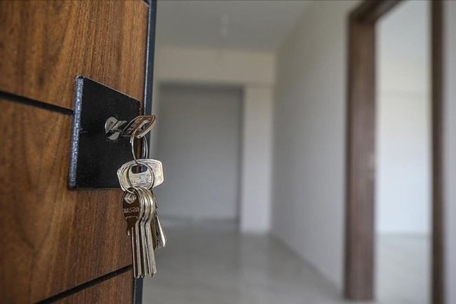 Taşınmaz sahiplerinin internet ilanlarında "fahiş fiyat artışı" yapmalarına geçit verilmeyecek