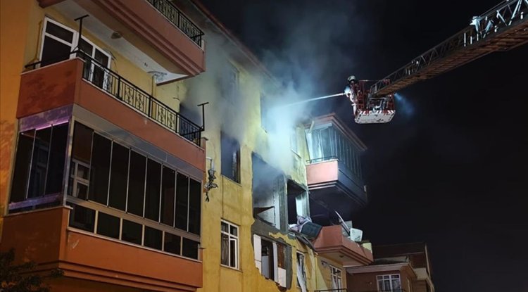 Konya'da bir binada meydana gelen patlamada 1'i ağır 12 kişi yaralandı