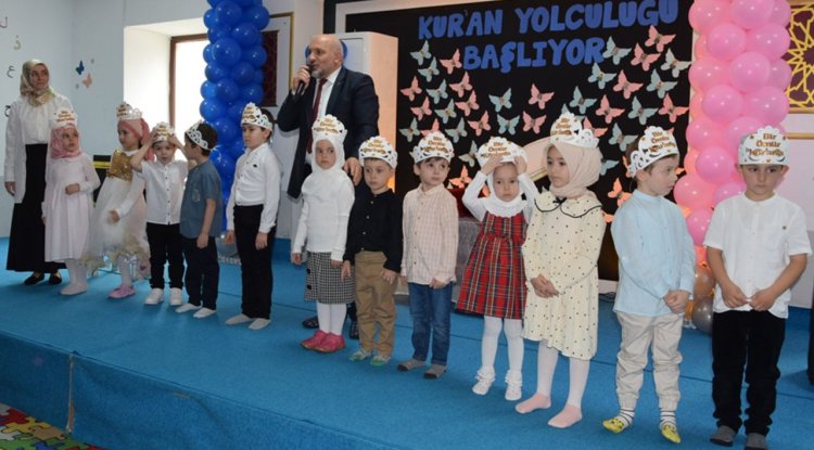 Minik öğrenciler Kur’an öğrenmenin sevincini yaşadı