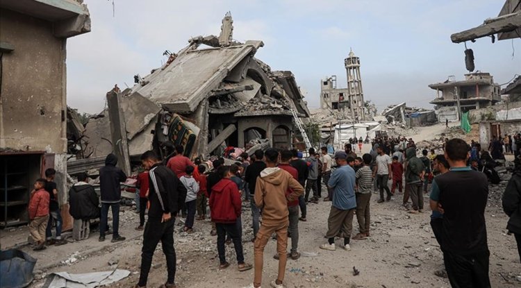 İşgalcilerin Gazze'ye düzenlediği saldırılarda 2'si çocuk, 9 Filistinli şehit oldu