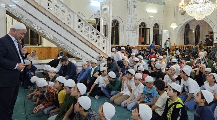 Köşk'te 700 genç camide buluştu