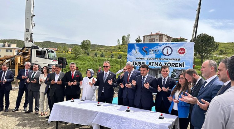 Simav'da cami ve gençlik merkezinin temeli atıldı