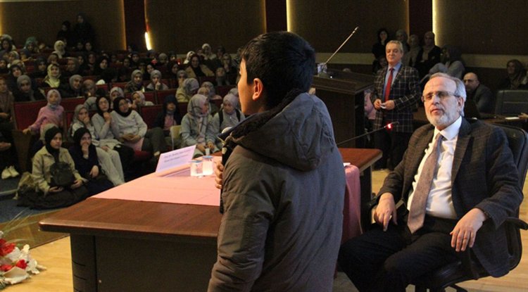 Başkan Yardımcısı Karslı, Erzurum’da Kur’an kursu öğrencileriyle buluştu