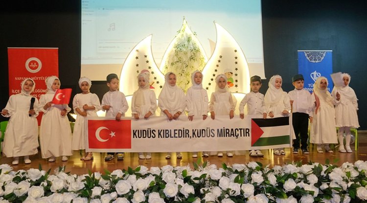 Sapancalı miniklerden özgür Kudüs mesajı