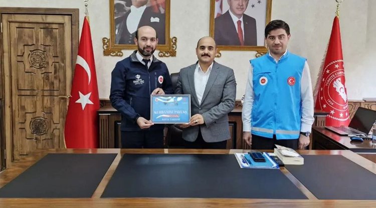 Çelikhan Kaymakamı Altınöz'den TDV'ye destek