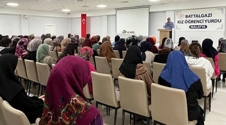 Prof. Dr. Ateş: Müslüman olmamız neyi gerektirir?