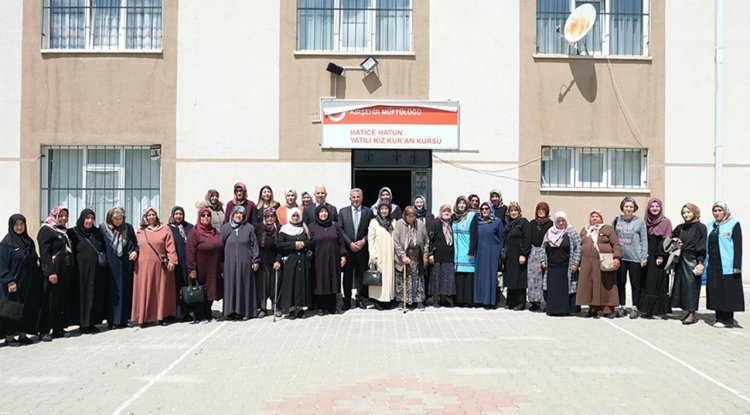 Kırşehir Müftülüğü şehit annelerini ağırladı