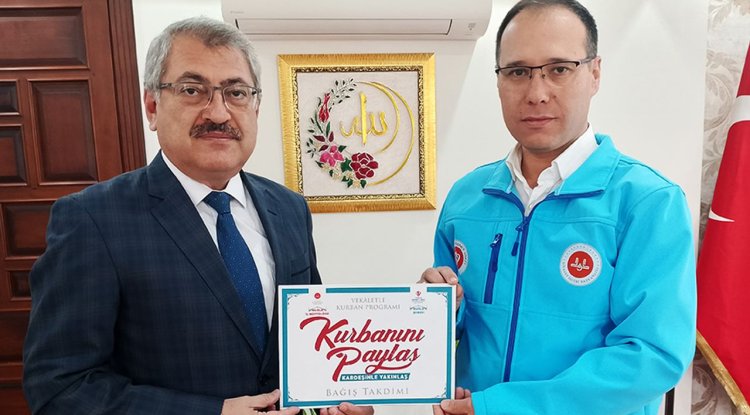 Müftü Çapçı, kurbanını TDV'ye emanet etti