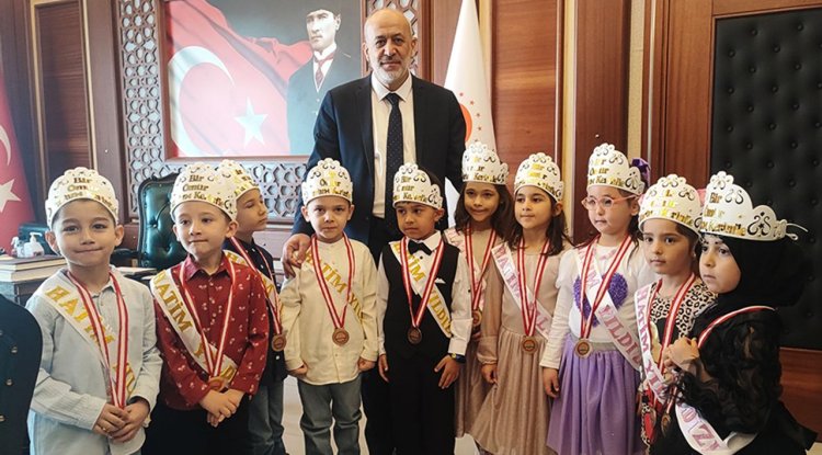 Ispartalı minikler hatim sevinci yaşadı