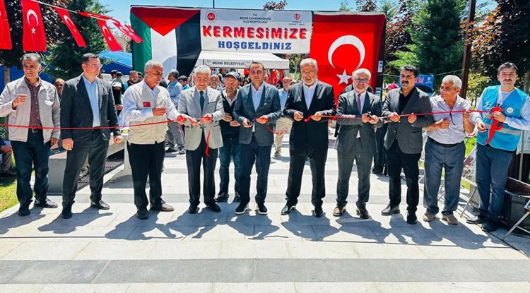 Besni'de Gazze için "Hayır Kermesi" düzenledi