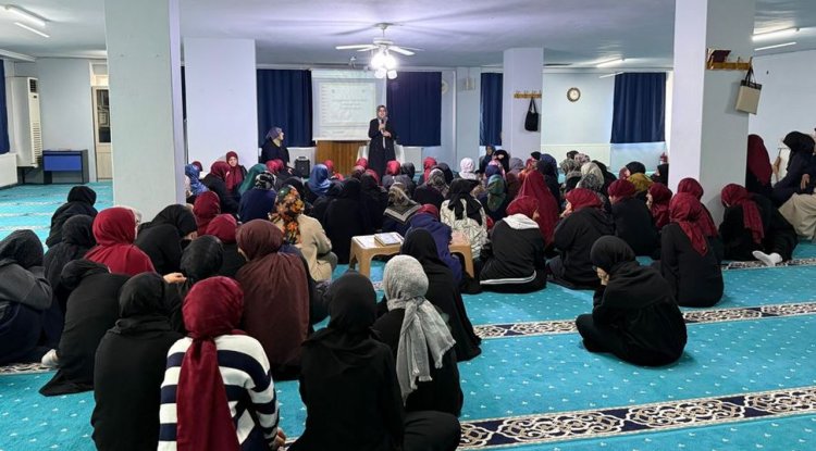 Bahçelievler'de "Aile İçi Sağlıklı İletişim" semineri
