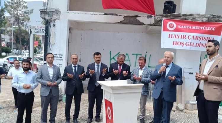 Kahta'da Hayır Çarşısı düzenledi