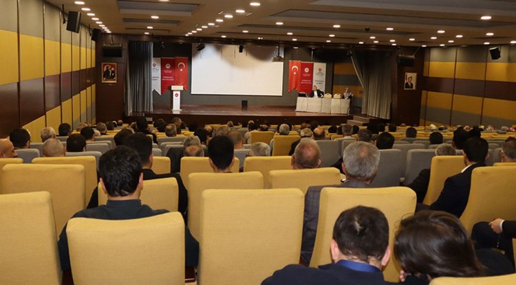 Kırıkkale'de "Ailede Ebeveyn Tutumları" konuşuldu