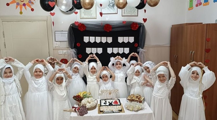 Miniklerin Kur'an'a geçiş heyecanı görülmeye değer