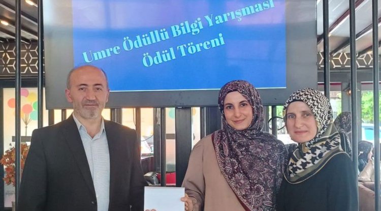 Müftülük umre yarışmasında dereceye girenleri ödüllendirdi