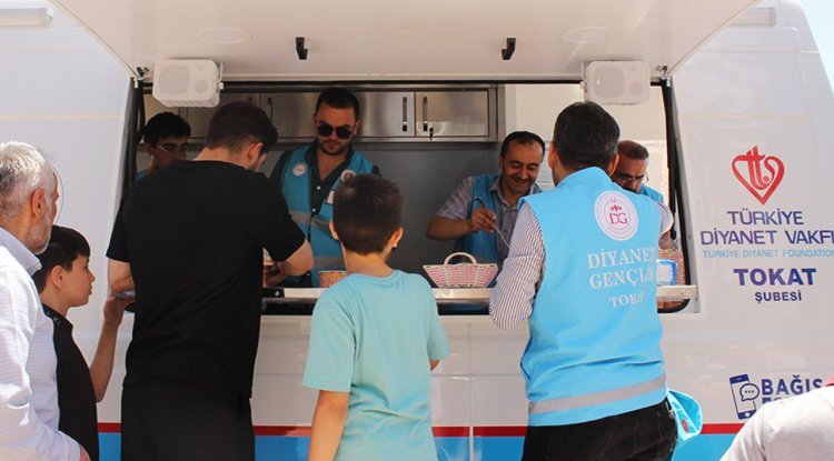 Tokat'ta TDV Mobil İkram Aracı hizmete açıldı