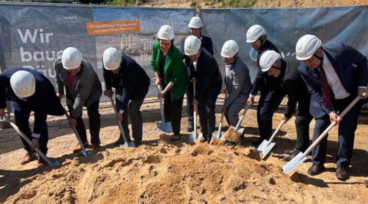 Gießen Merkez Camii'nin temeli atıldı