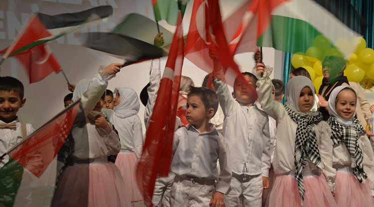 Ardahan'da minikler Gazze'yi unutmadı