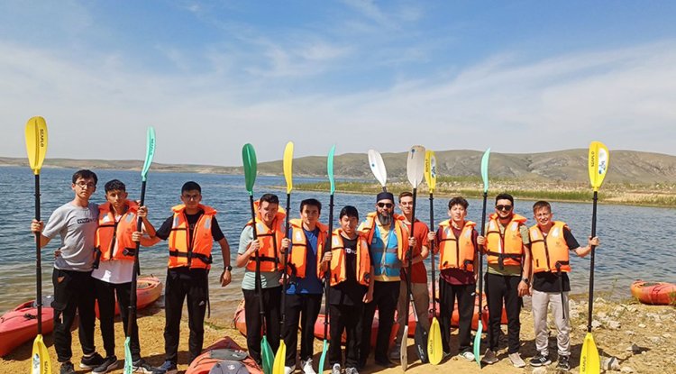 Genç gönüller gençlik kampında buluştu