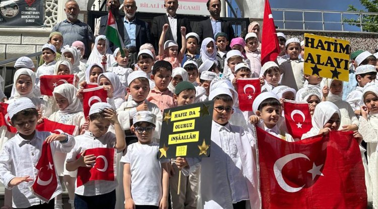 Bahçelievler'de hatim alayı fethi kutladı