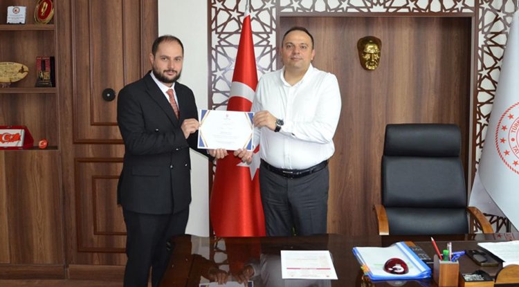 Kaymakam Demir, kurbanını TDV'ye verdi