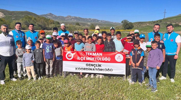 Tekman’da gençler piknikte buluştu