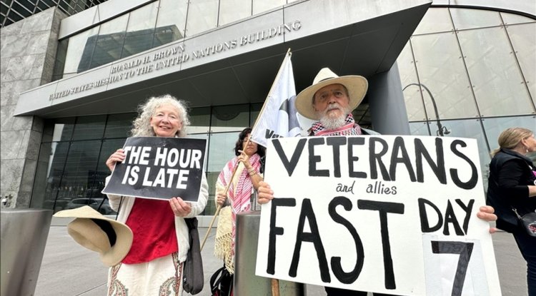 ABD'de barış yanlıları Gazzelilerle dayanışma için 40 günlük açlık eylemi başlattı