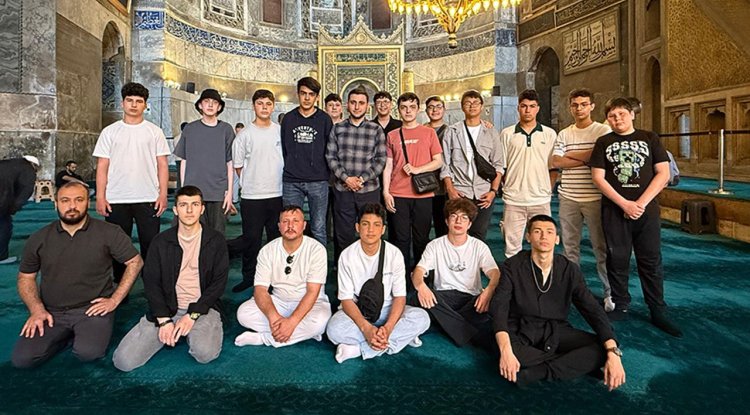 Mengen Diyanet Gençlik İstanbul’un manevi atmosferinde buluştu