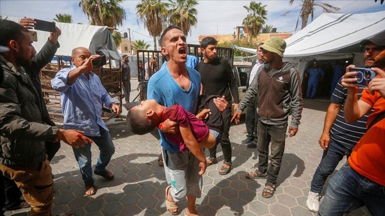 İşgalcilerin Gazze'ye düzenlediği saldırılarda 10 Filistinli şehit oldu