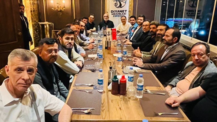 Diyanet mezunları Kabil'de bir araya geldi