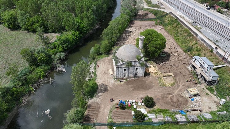 Onarımdaki Evliya Kasımpaşa Camii'nde kayık seferleri başlatılacak