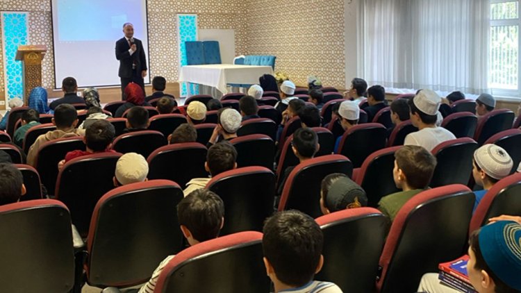 Hafızlık öğrencilerine "Ezber taktikleri" seminerleri verildi