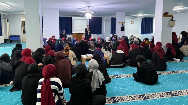 Bahçelievler'de "Aile İçi Sağlıklı İletişim" semineri