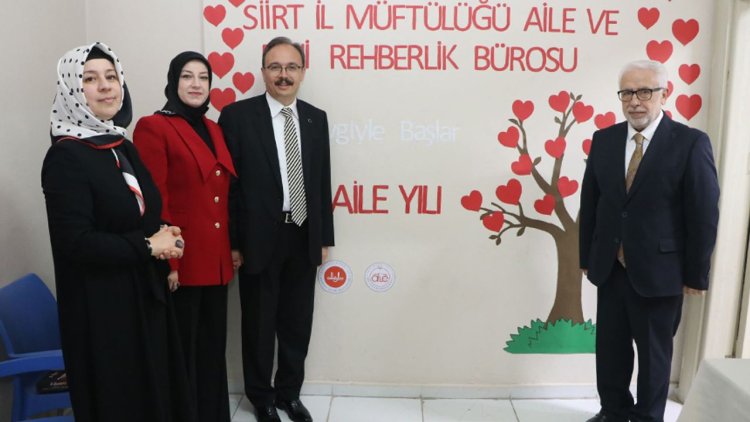 Siirt Valisi Kızılkaya, müftülüğün evliliğe ilk adım seminerine katıldı